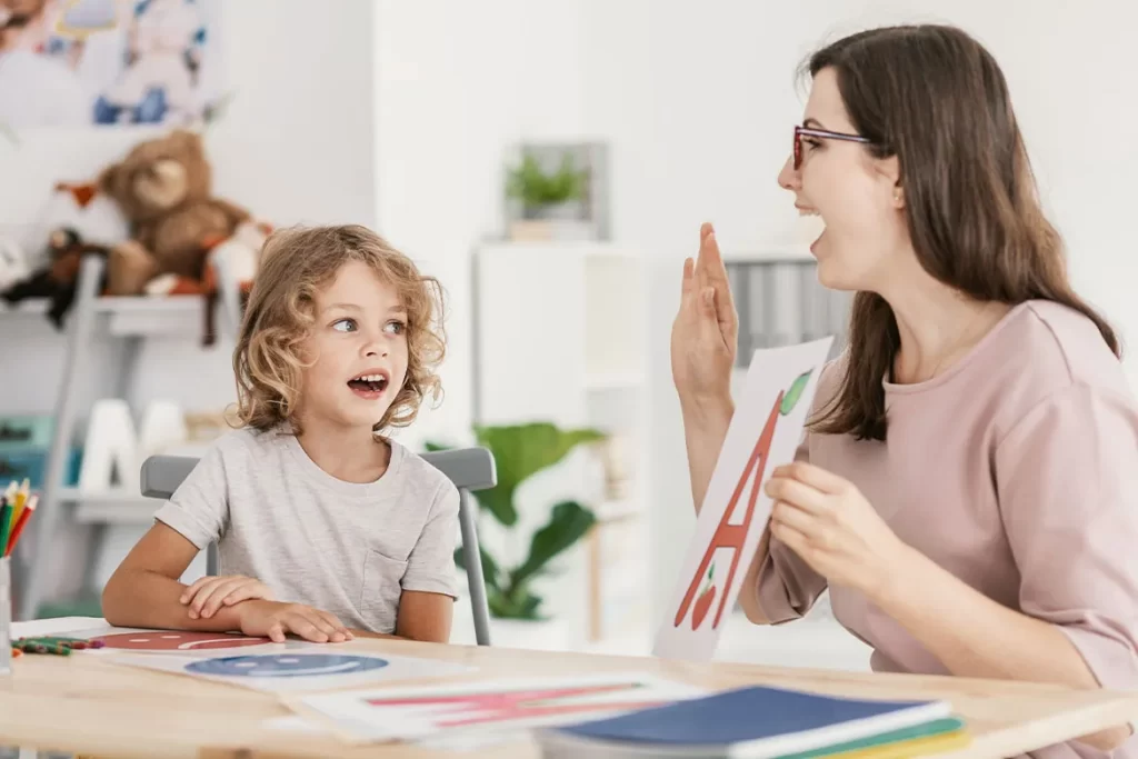 Dil ve Konuşma Terapisti